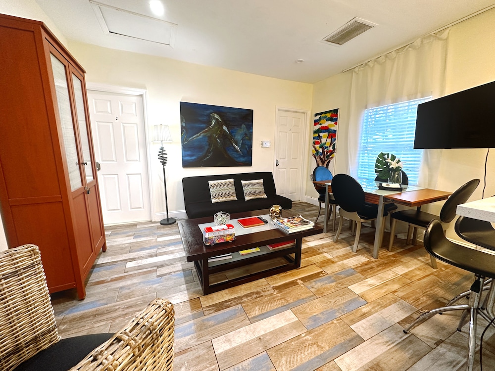 Comfort Townhome photo 1