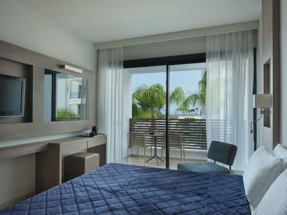 Deluxe Double Room, Sea View photo 1