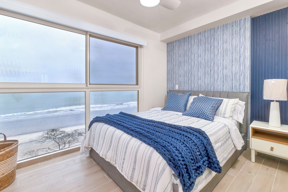 Luxury Apartment photo 2