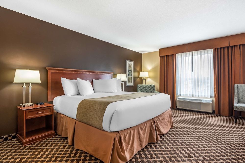 Suite, Multiple Beds, Non Smoking, Jetted Tub (with Sofabed) - Photo 1