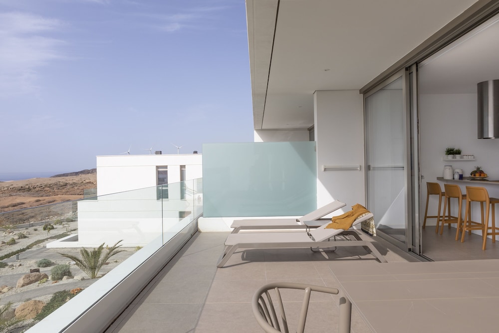 Apartment, 2 Bedrooms, Sea View (Infinity Blue) - Photo 4