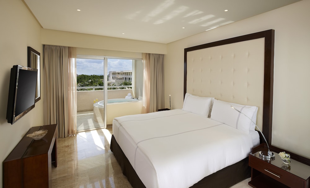 Master Suite Nature View - Photo 1