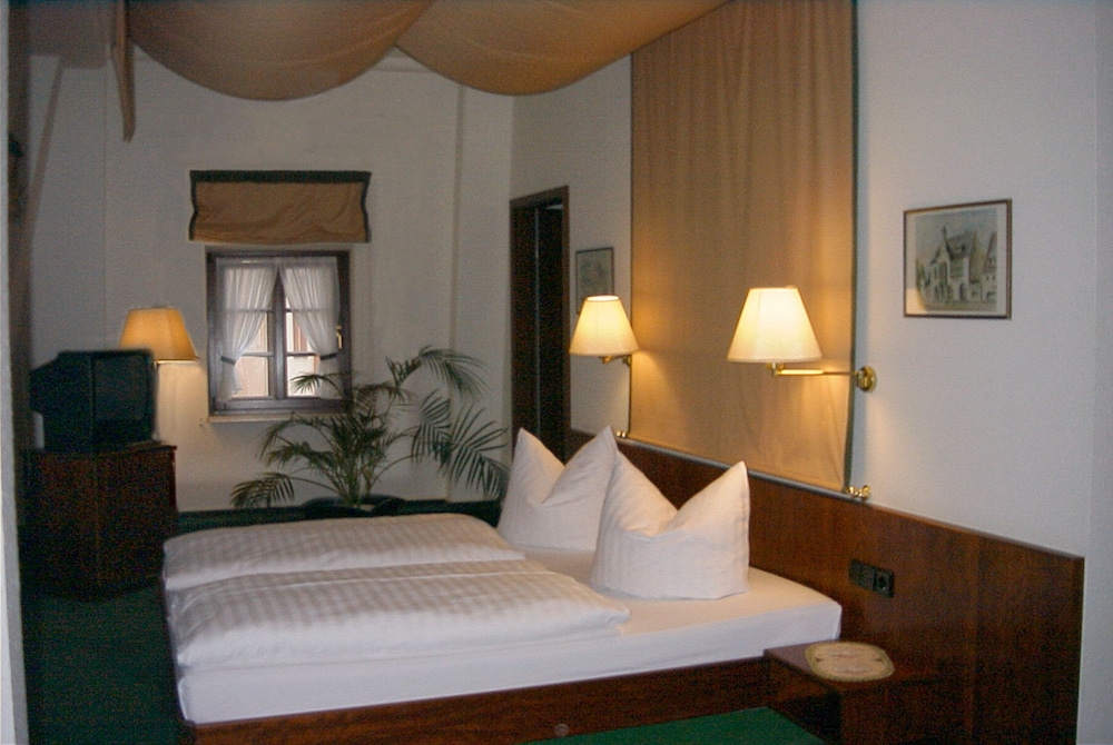 Classic Double Room