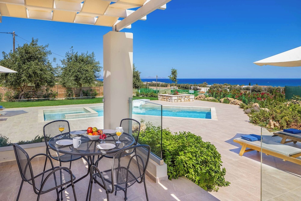 Villa (2 Bedrooms)