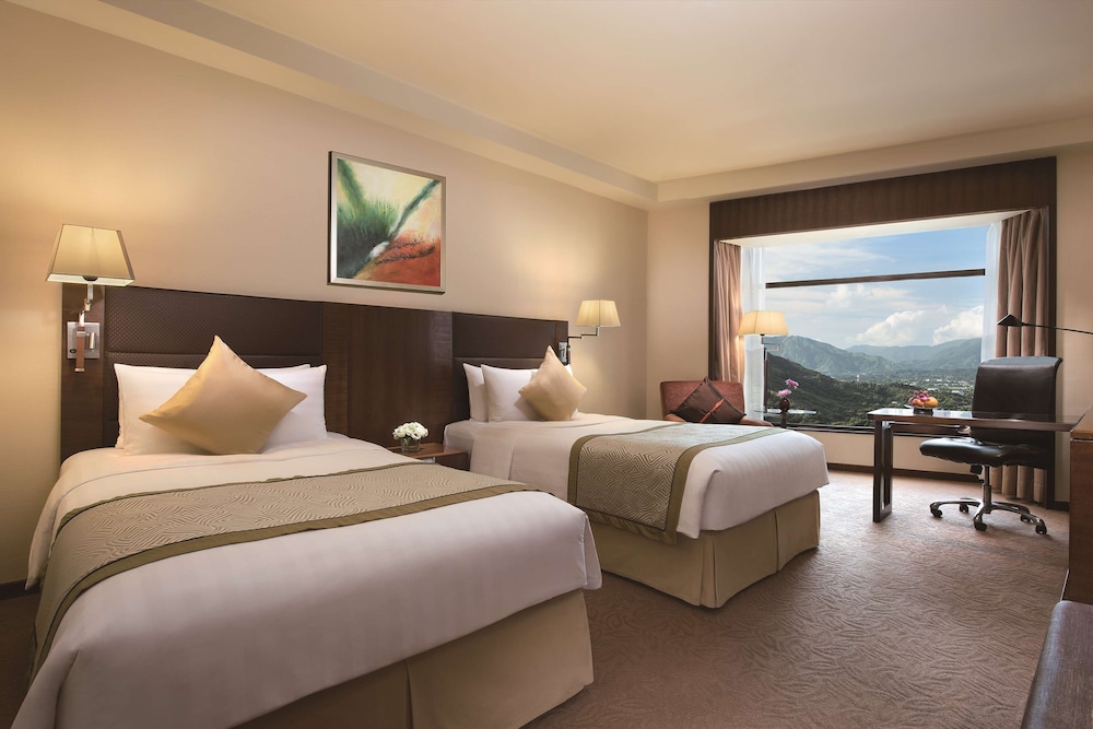 Superior Room, 2 Twin Beds photo 3