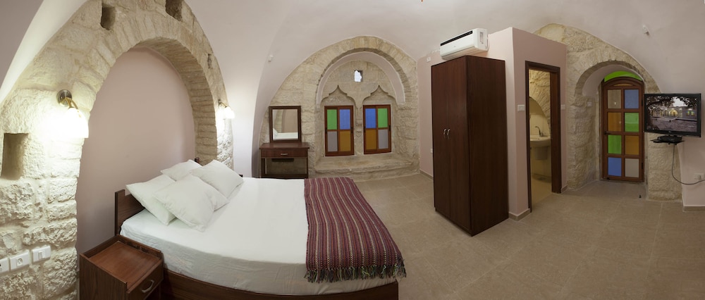 Luxury Double Room (The Bride of Bethlehem) photo 1