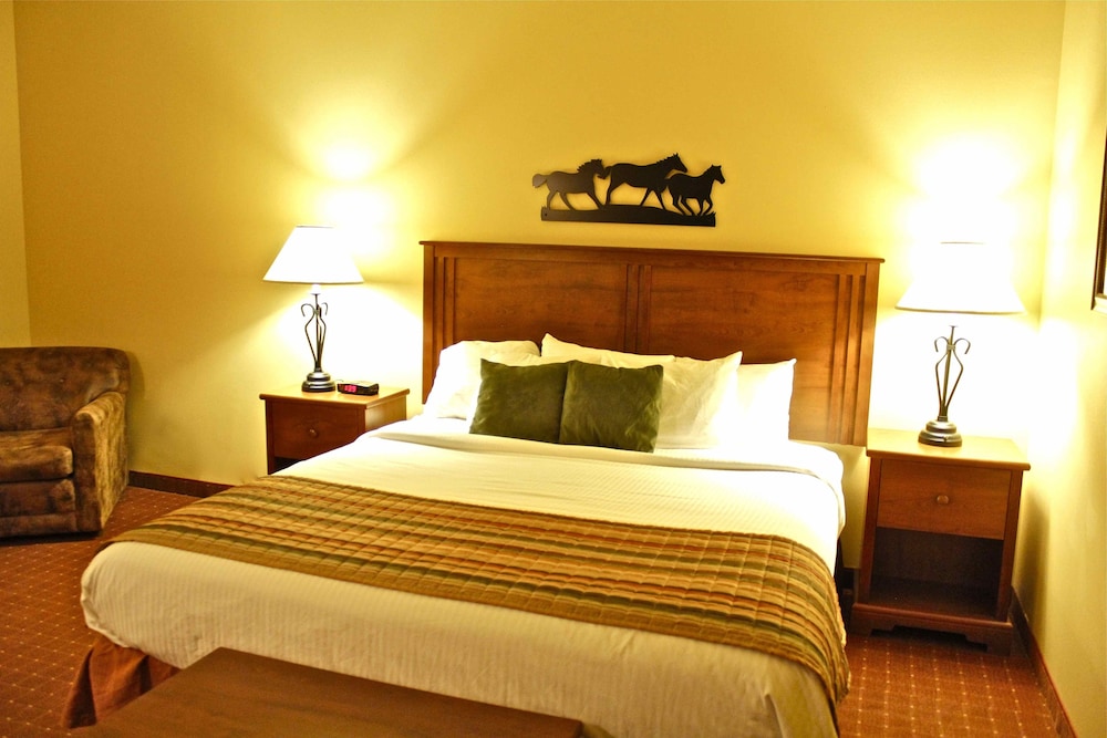Suite, 2 Bedrooms, Accessible with Kitchen and Living room - Photo 4