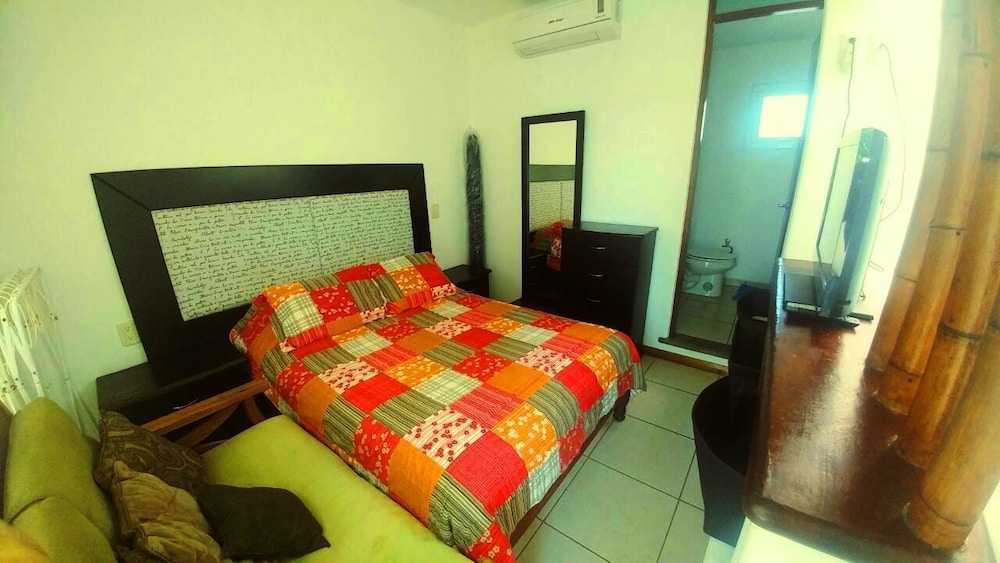 Family Townhome, 3 Bedrooms photo 1