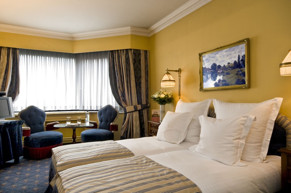 Premium Room, 2 Twin Beds, City View photo 2