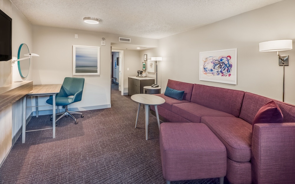 Premium Suite, 1 Bedroom (Hearing Accessible) - Photo 1