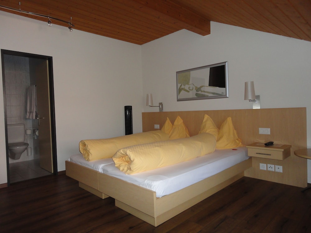 Quadruple Room photo 2