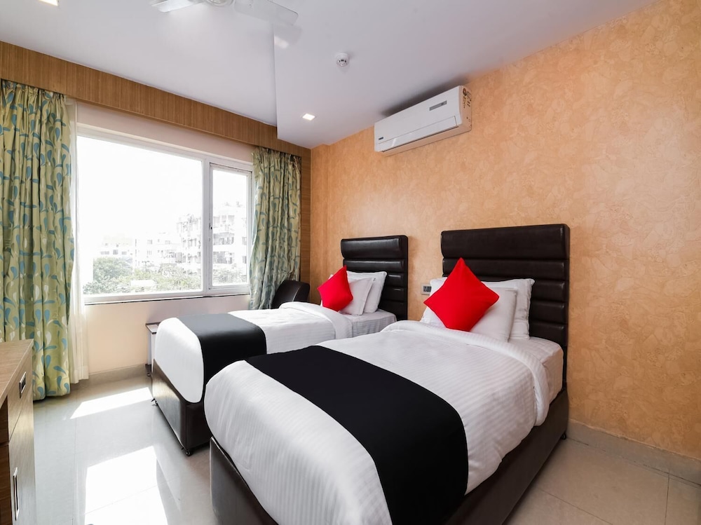 Premium Twin Room photo 3