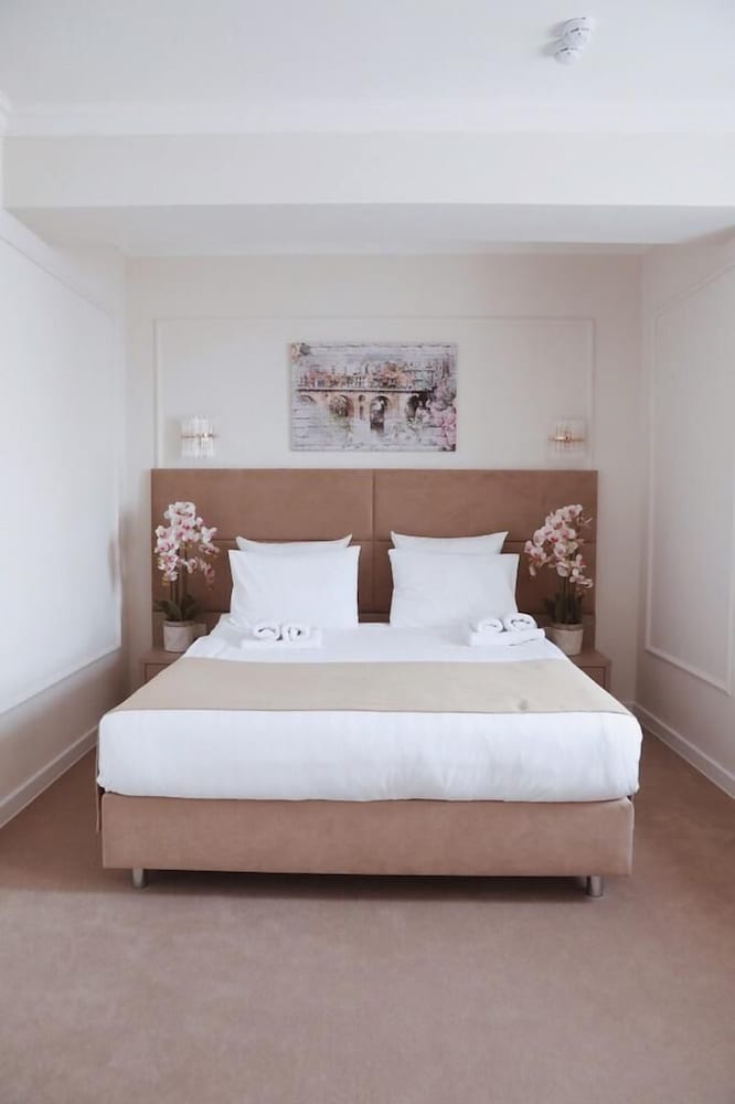 Economy Double Room, City View