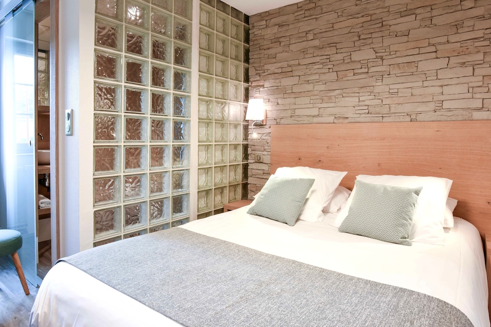 Double Room - Photo 4