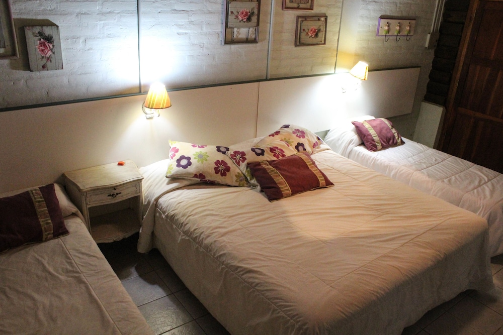 Design Quadruple Room, 1 Bedroom, Accessible, Non Smoking photo 1