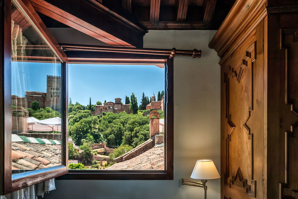 Double Room (Mirador)