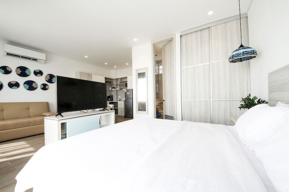 Loft, 1 Bedroom - Photo 1