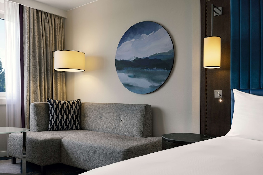 4 Queen Beds Dedicated children Room photo 2