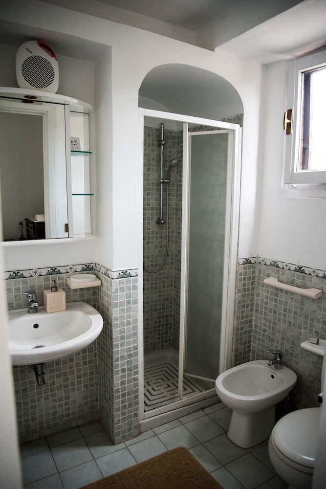 Double Room Single Use photo 3