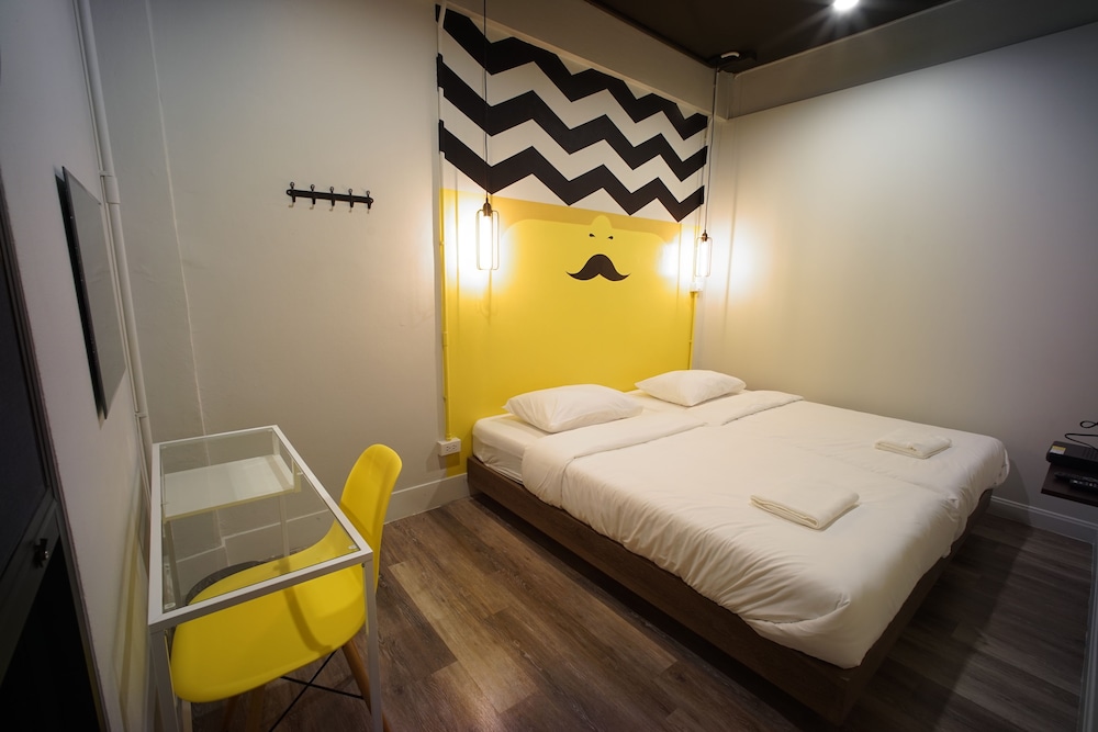 Standard Room, Shared Bathroom photo 3