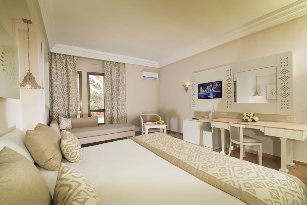 Standard Double Room - Photo 1