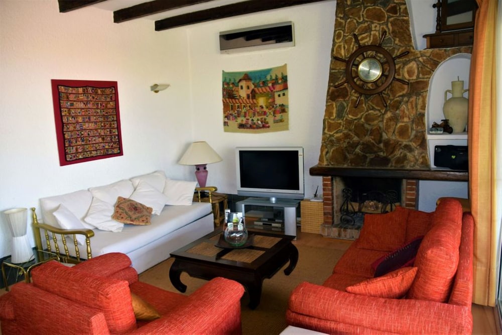 Casa Familiar, 2 habitaciones, vista al mar
