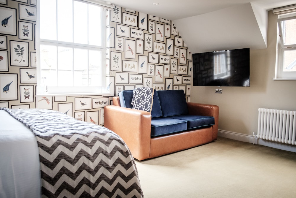Indulgence Room photo 2