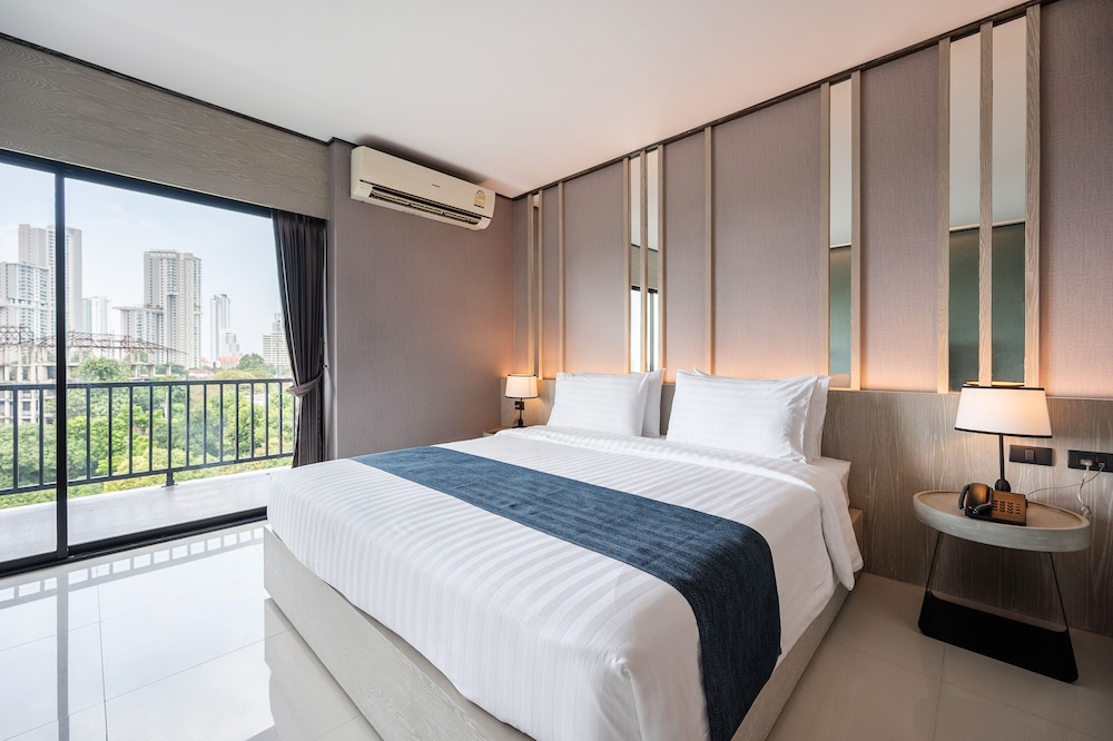 Deluxe Suite, 2 Bedrooms - Photo 12