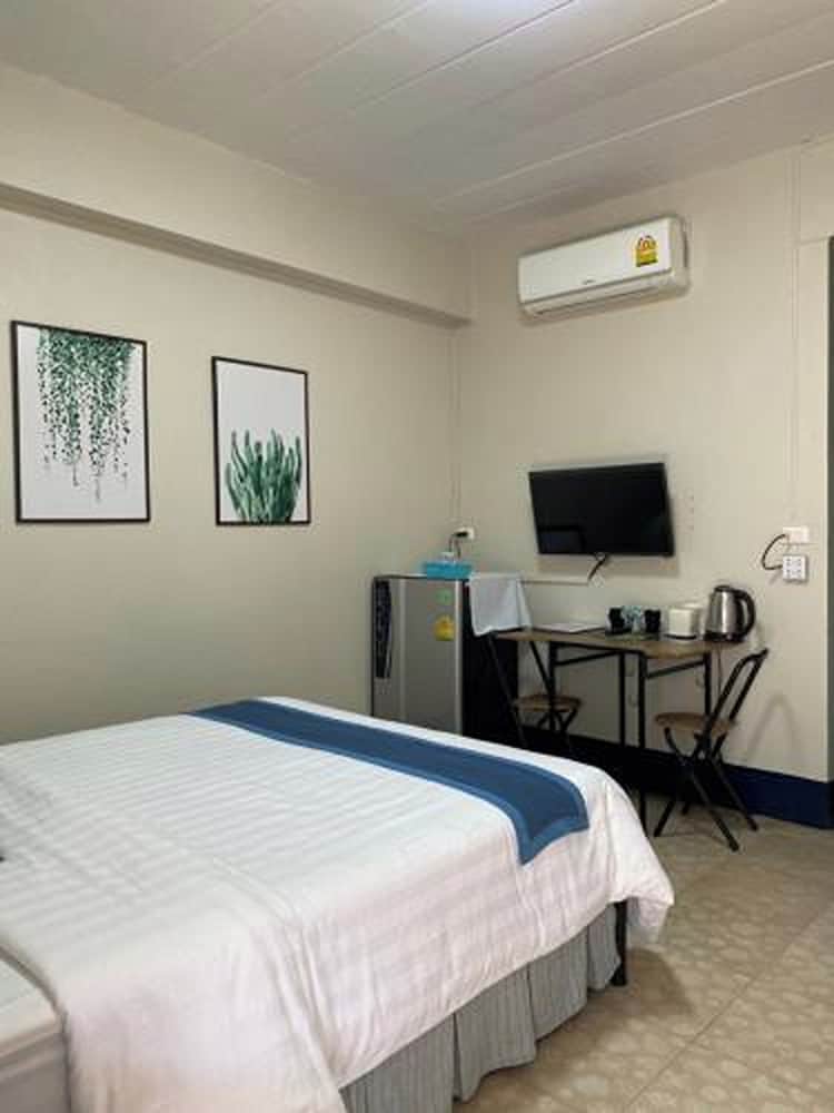 Premium Double Room photo 3