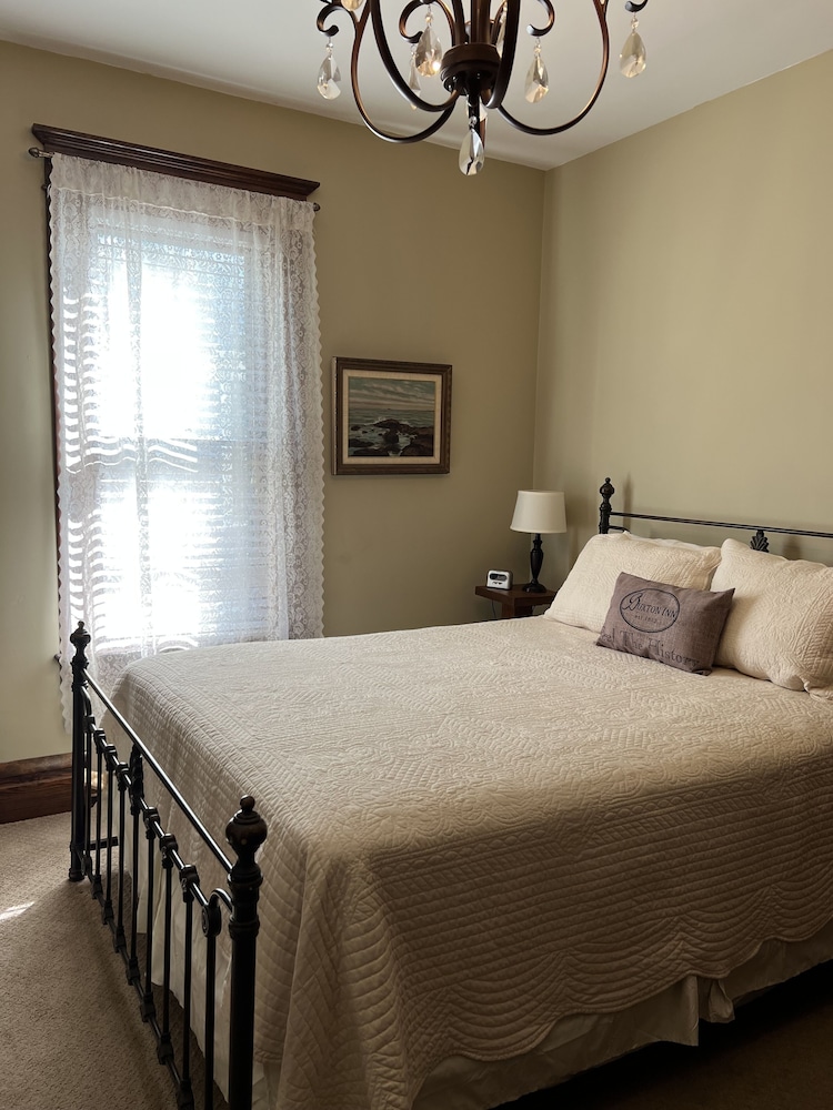 Standard Room, 1 Double Bed, Garden View (Tyfi 5) photo 1
