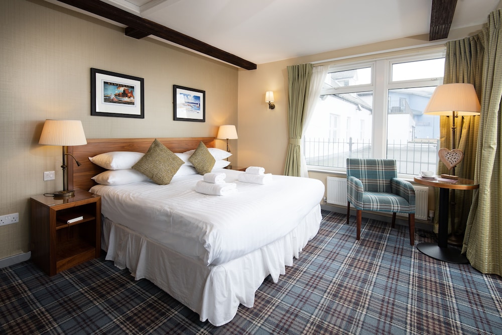 Accessible Double or Twin Room photo 2
