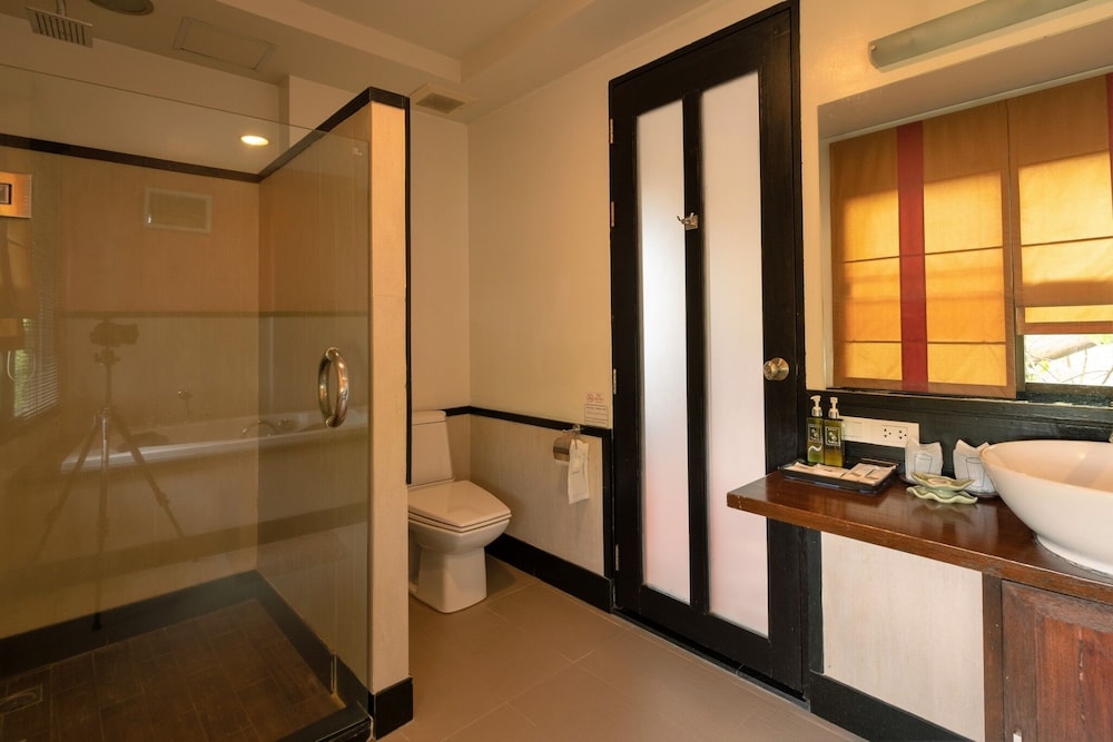 Executive Room - Photo 2