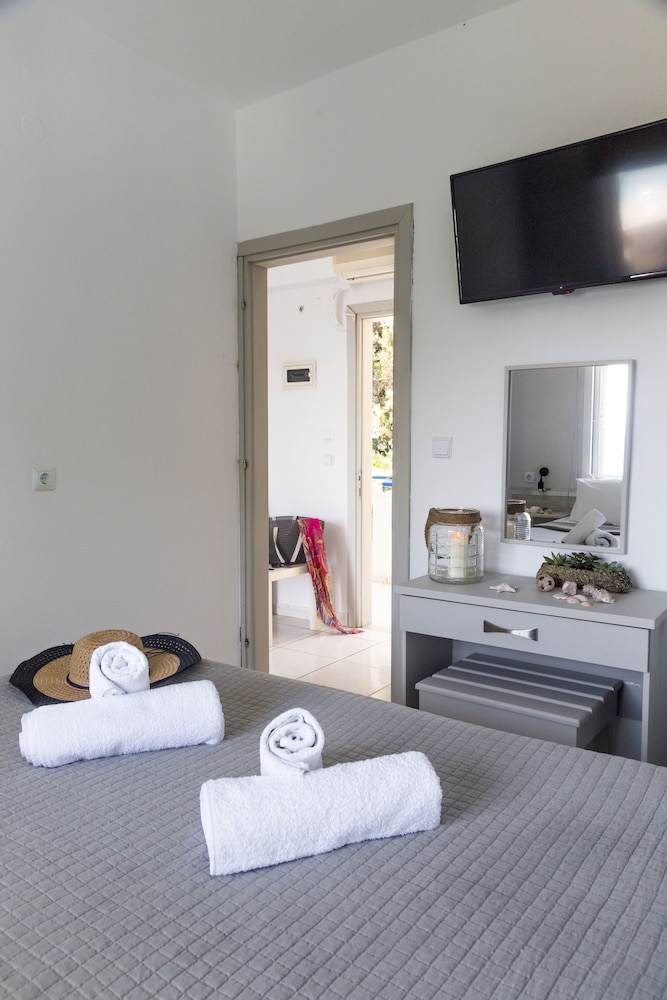Standard Apartment, 1 Bedroom, Sea View photo 1