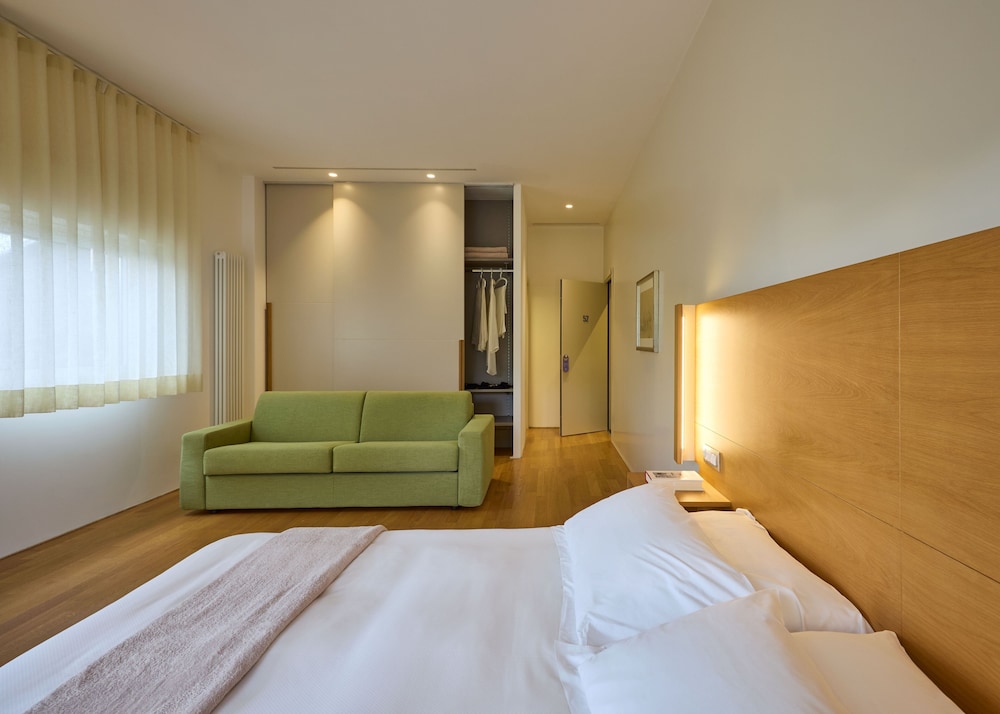 Junior Studio Suite photo 1