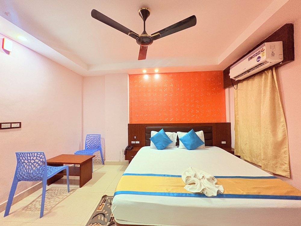 Deluxe Double Room, Balcony, City View