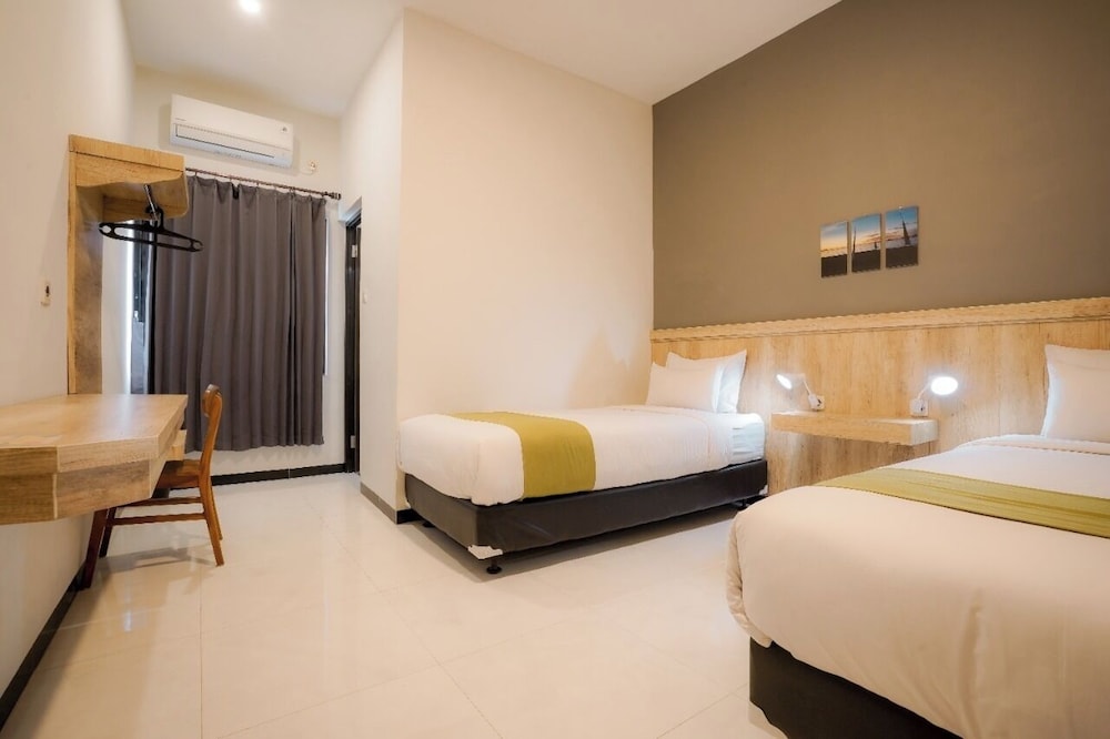 Deluxe Twin Room photo 3
