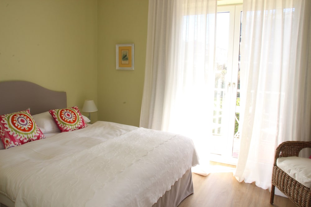 Cosy Room, Balcony photo 1