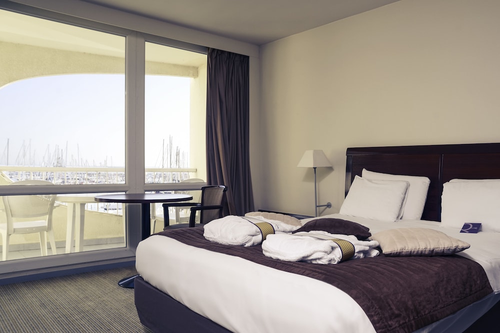 Junior Suite, 1 Double Bed with Sofa bed, Sea View photo 2