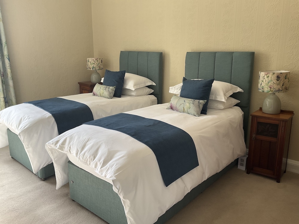 Twin Room, Garden View