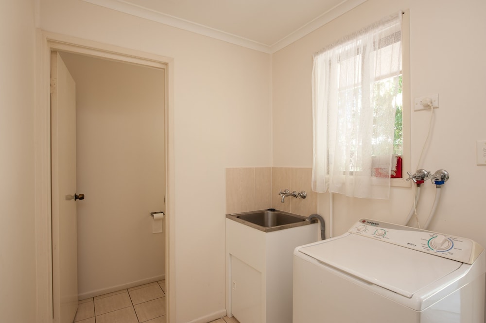 Standard Room, Non Smoking, Kitchen (2 Bedroom Unit Q2S) photo 3