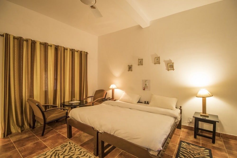 Executive Room - Photo 1
