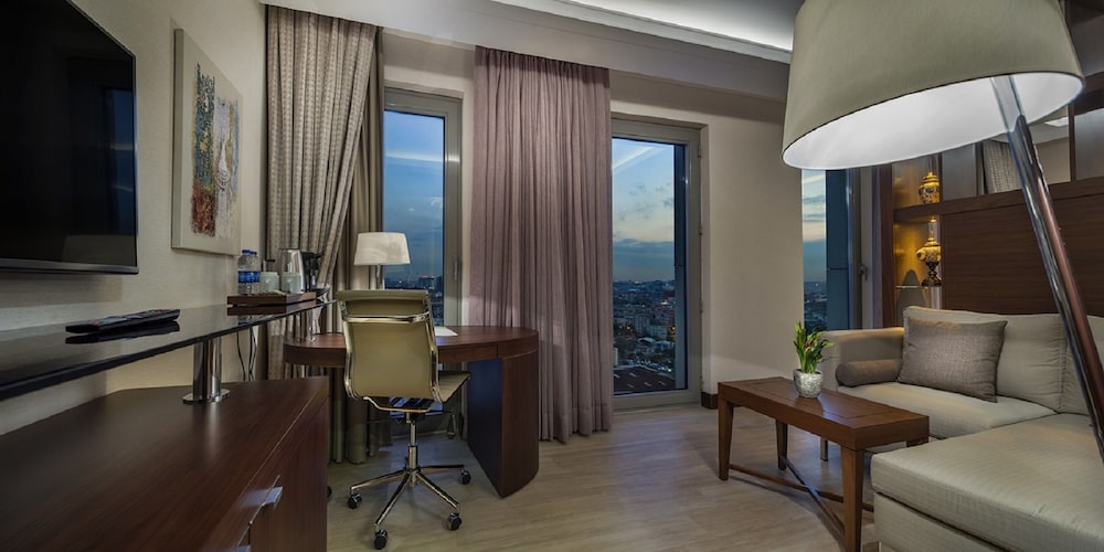 Junior Suite, 2 Twin Beds, Non Smoking