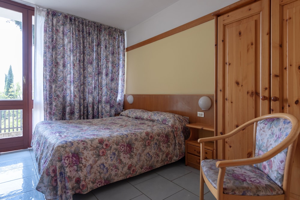 Standard Room - Photo 4