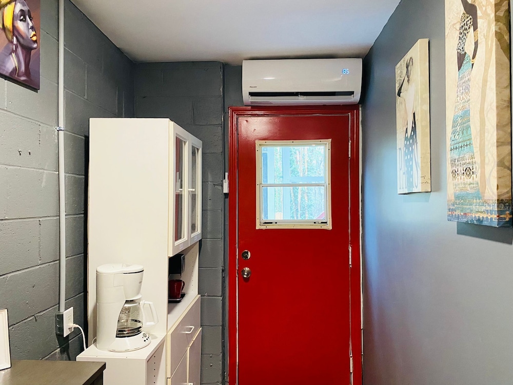Deluxe House, 1 Bedroom, Kitchen, Ground Floor photo 2
