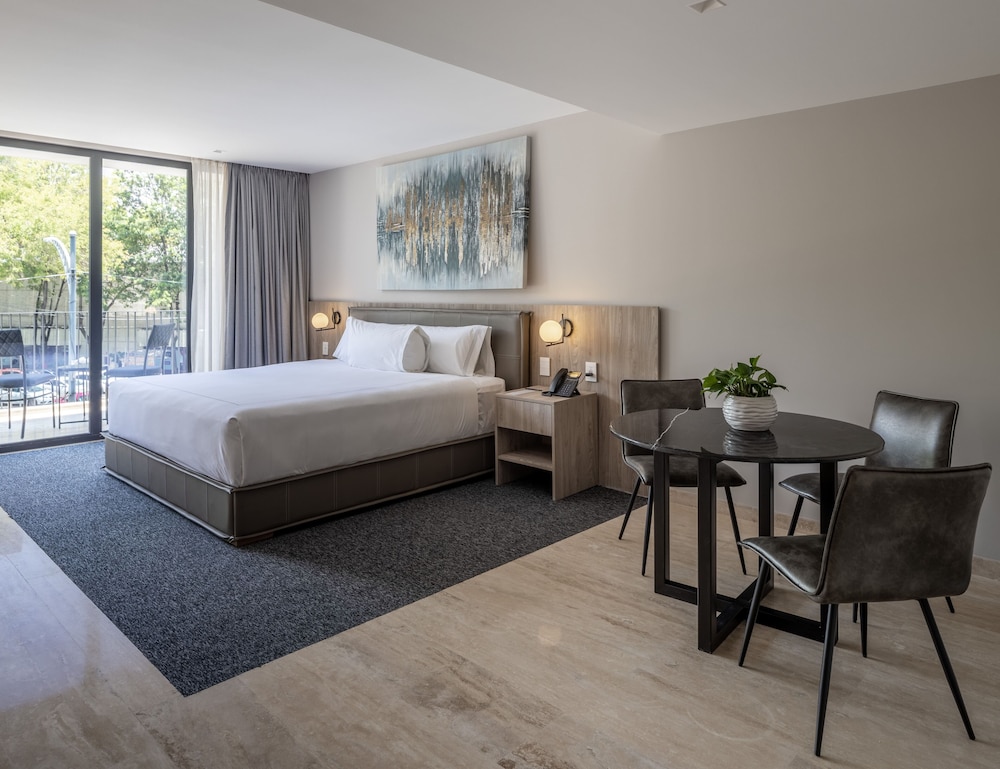 Junior Suite - Photo 1