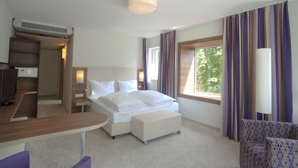 Superior Double Room Single Use photo 1
