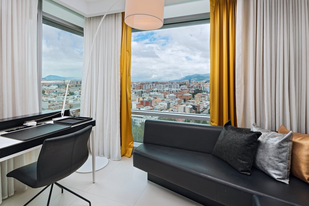 Premier Suite photo 1