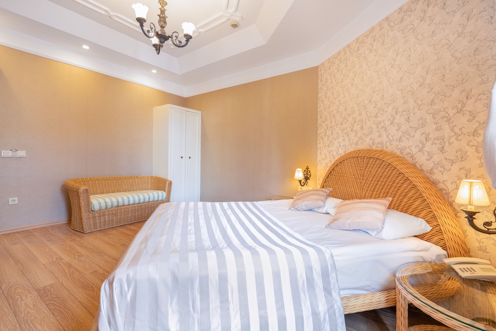 Deluxe Double Twin Room - Photo 4