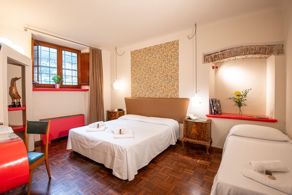 Triple Room - Photo 7