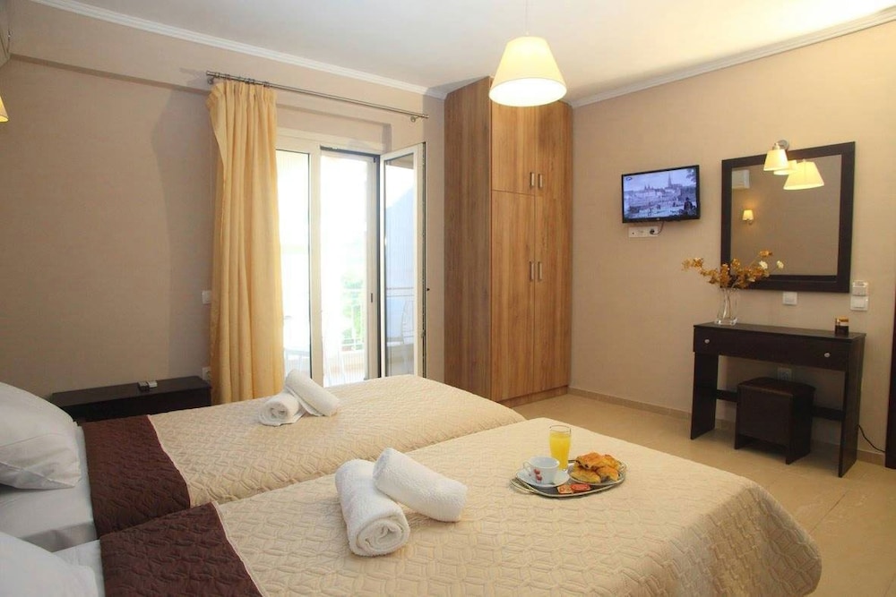 Double Room, Pool View